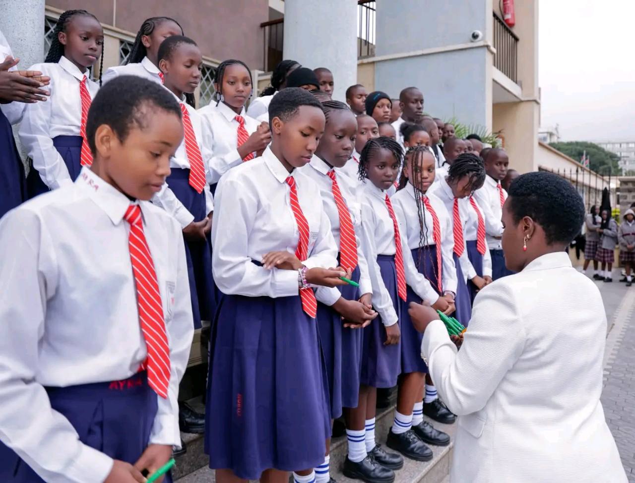 Learners receiving mentorship during Parliament visit